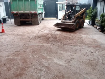 nivelacion-de-suelo-de-tierra-con-maquinaria